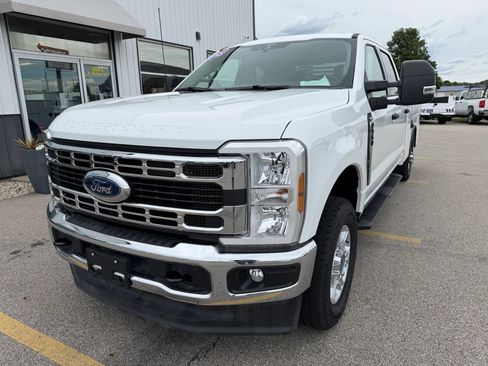 Used 2025 Ford F350 XLT AWD/4WD image 13