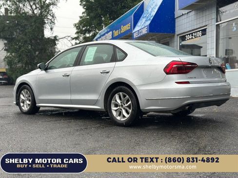 Used 2018 Volkswagen Passat 2.0T S w/ Driver Assistance Package FWD image 7