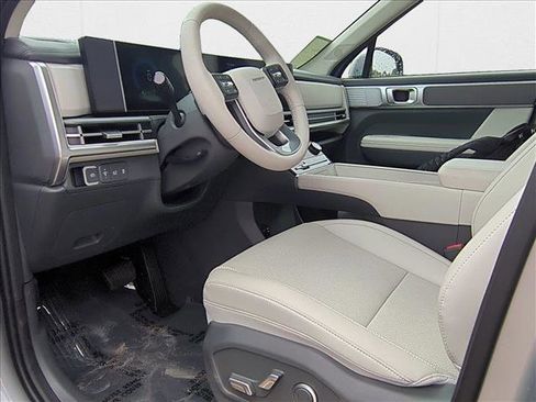 New 2025 Hyundai Santa Fe SEL image 10