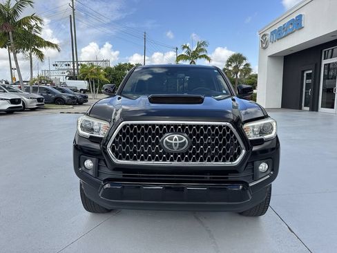Used 2019 Toyota Tacoma TRD Sport AWD/4WD image 29