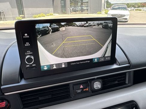 Used 2025 Honda Pilot Touring image 22