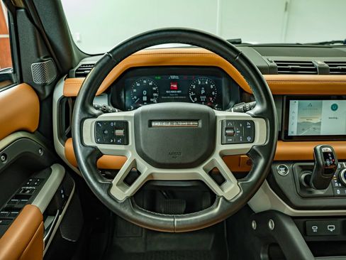 Used 2023 Land Rover Defender 110 S AWD/4WD image 23