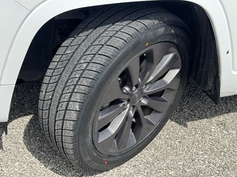 Used 2020 Jeep Cherokee High Altitude AWD/4WD image 42