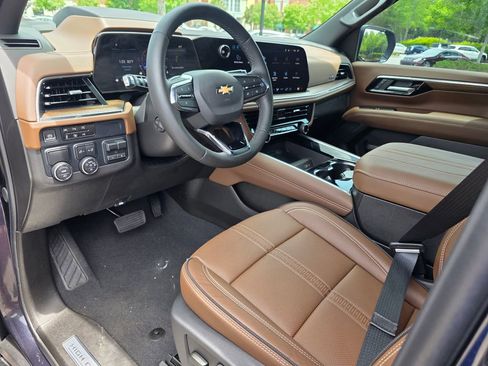 Certified 2025 Chevrolet Tahoe High Country RWD image 11