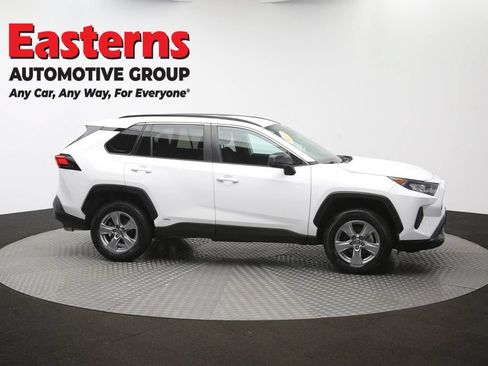Used 2022 Toyota RAV4 LE AWD/4WD image 47