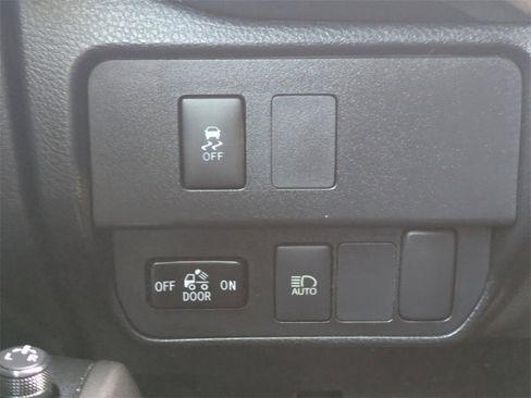 Used 2021 Toyota Tacoma SR5 image 23