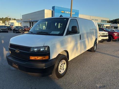 New 2025 Chevrolet Express 3500 Extended w/ Driver Convenience Package RWD image 3