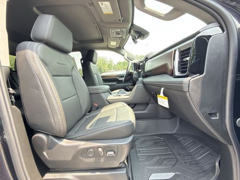 New 2026 GMC Sierra 2500 Denali w/ Denali Reserve Package AWD/4WD image 28