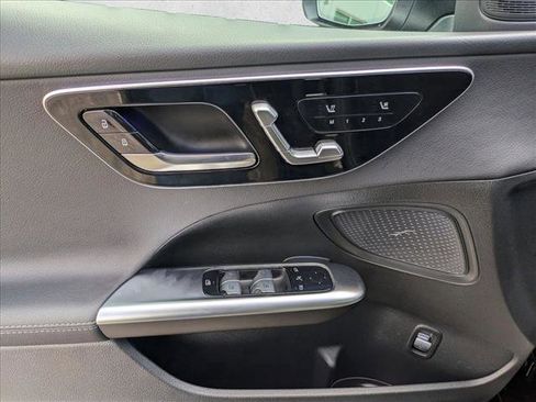 Certified 2025 Mercedes-Benz C 300 Sedan image 15