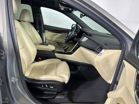 Used 2019 Cadillac XT5 Luxury image 28