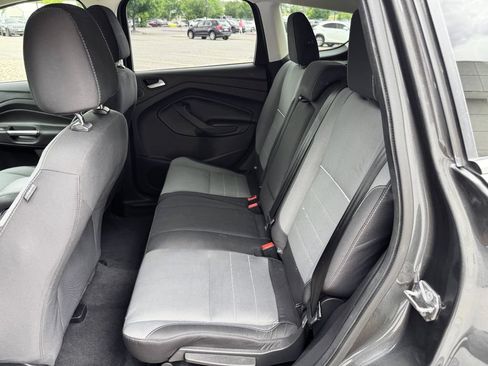 Used 2015 Ford Escape SE w/ Equipment Group 201A AWD/4WD image 25