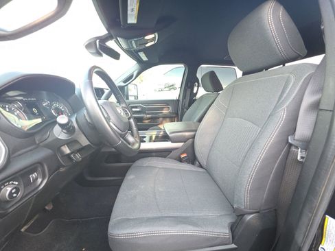 Used 2024 RAM 3500 Big Horn w/ Sport Appearance Package AWD/4WD image 14