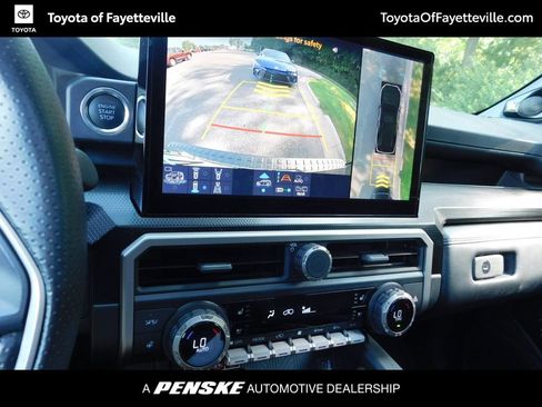 Used 2026 Toyota 4Runner Limited AWD/4WD image 11