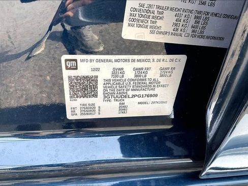 Used 2023 GMC Sierra 1500 SLT w/ SLT Premium Package AWD/4WD image 14