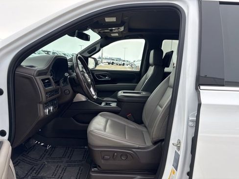 Used 2021 GMC Yukon SLT w/ SLT Luxury Plus Package image 11