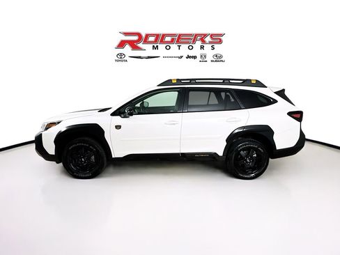 Certified 2024 Subaru Outback Wilderness AWD/4WD image 4