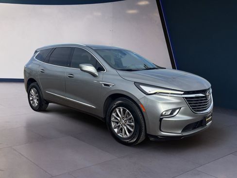 Used 2023 Buick Enclave Essence w/ Sound and Sites Package image 7