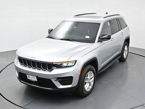New 2025 Jeep Grand Cherokee Laredo X image 42