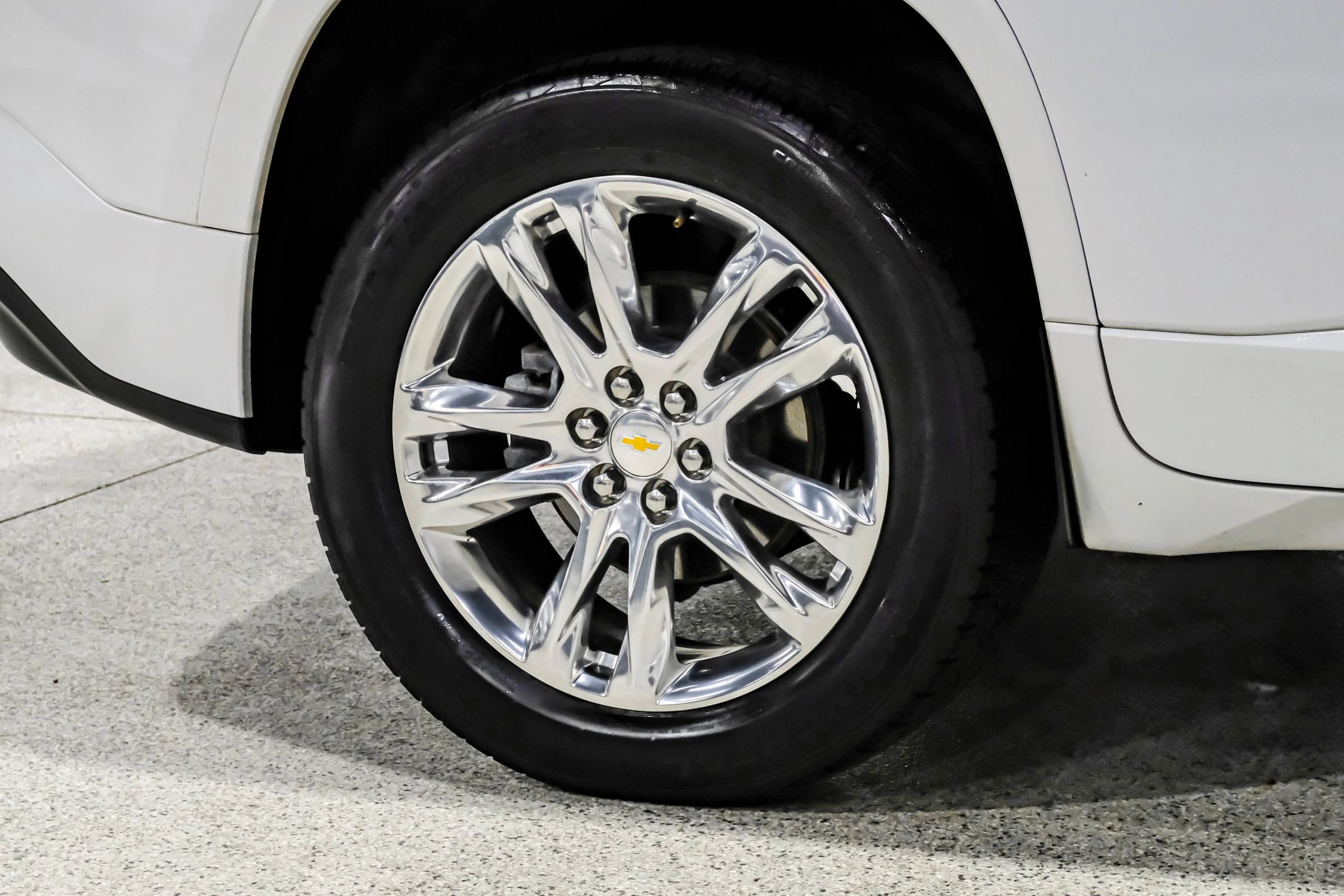 Used 2019 Chevrolet Traverse High Country w/ LPO, Floor Liner Package AWD/4WD image 82