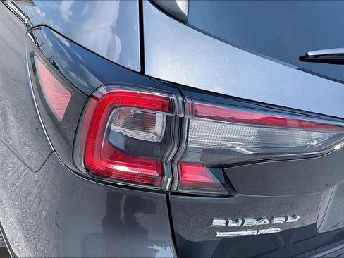 Used 2021 Subaru Outback Limited AWD/4WD image 23
