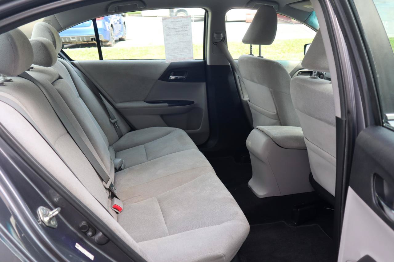 Used 2013 Honda Accord LX image 37