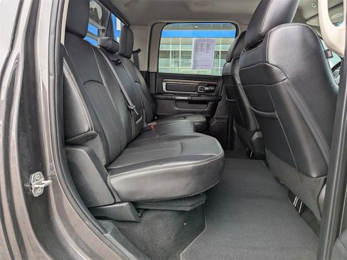 Used 2018 RAM 2500 Laramie image 36