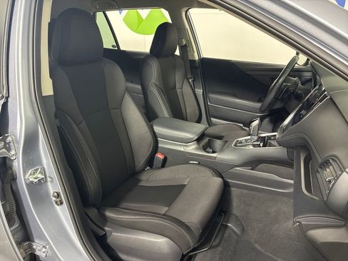 Used 2023 Subaru Outback Premium AWD/4WD image 34