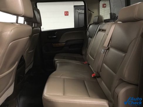 Used 2015 GMC Sierra 2500 SLT w/ Suspension Package, Off-Road image 35