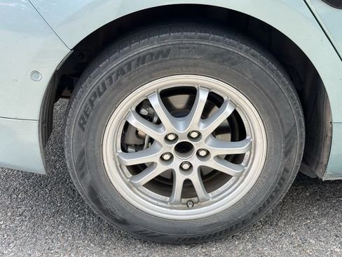 Used 2018 Toyota Prius Two w/ Prius Two Safety Plus Package FWD image 14