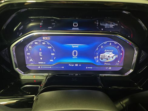 Certified 2025 Chevrolet Silverado 3500 High Country w/ Technology Package AWD/4WD image 17