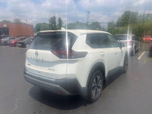 Used 2023 Nissan Rogue SV AWD/4WD image 22