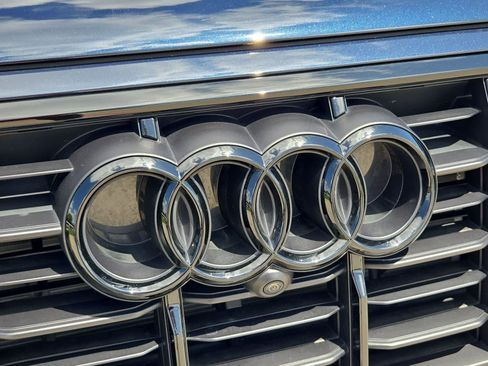 Used 2023 Audi Q7 2.0T Premium Plus w/ Premium Plus Package AWD/4WD image 16