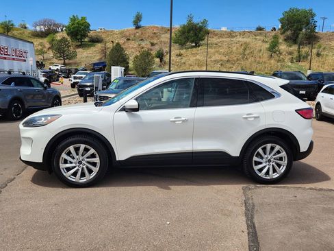 Used 2021 Ford Escape Titanium w/ Titanium Elite Package AWD/4WD image 4