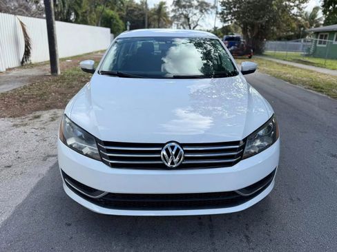 Used 2015 Volkswagen Passat 1.8T S image 4