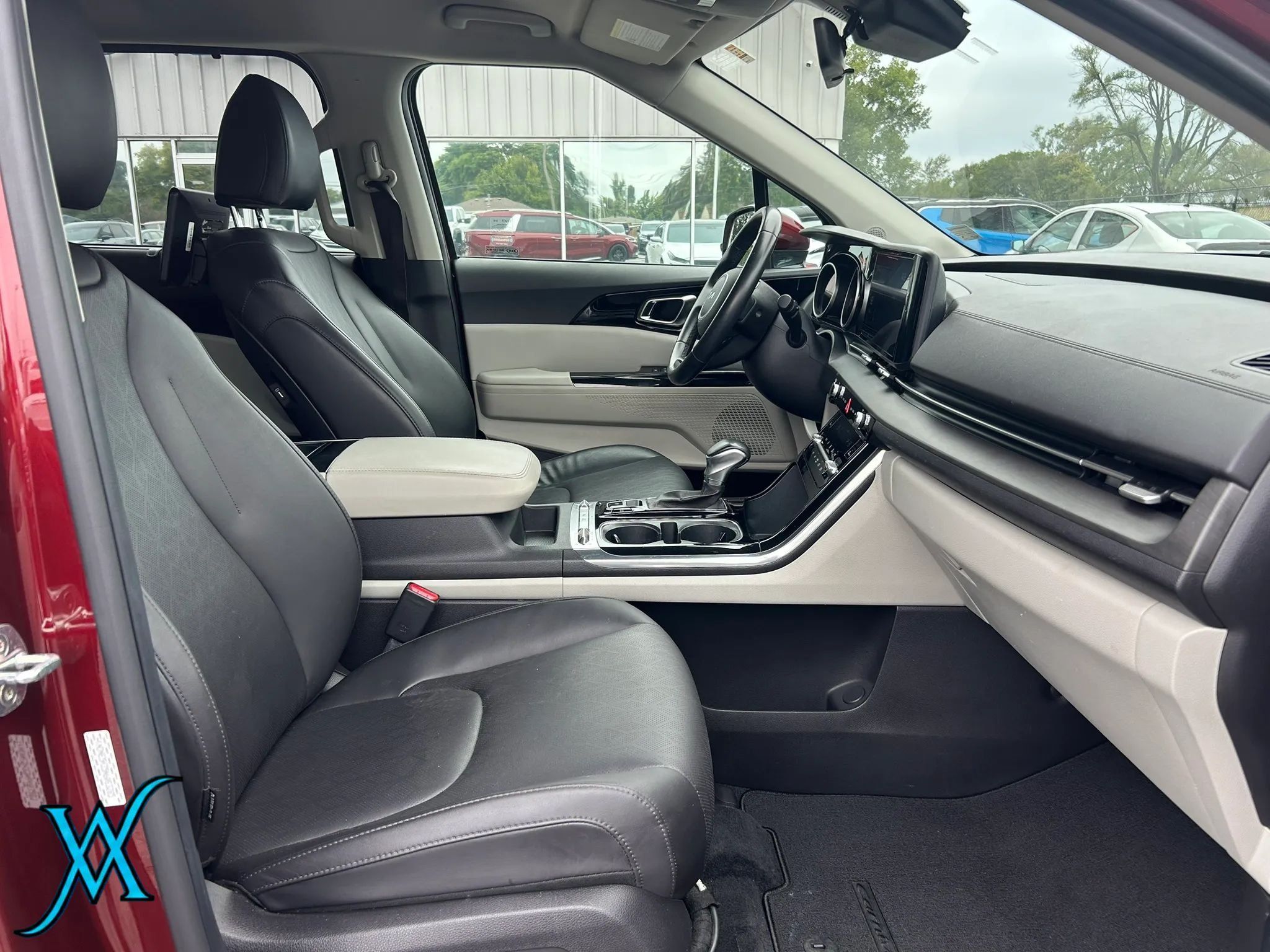 Used 2022 Kia Carnival SX FWD image 22