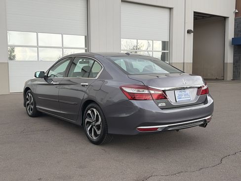 Used 2017 Honda Accord EX image 7