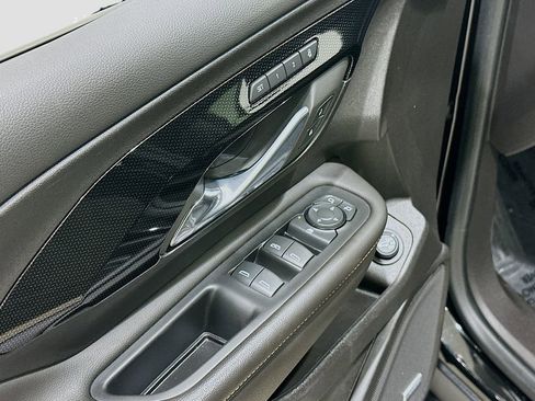 Used 2024 GMC Terrain AT4 w/ Infotainment Package II AWD/4WD image 18