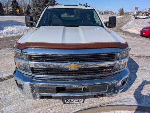 Used 2016 Chevrolet Silverado 3500 LT w/ LT Convenience Package image 4