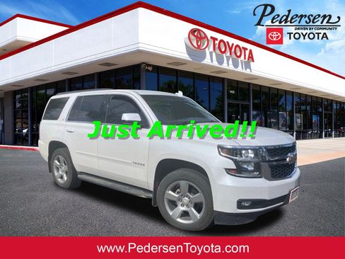 Used 2018 Chevrolet Tahoe LT w/ Luxury Package AWD/4WD image 1