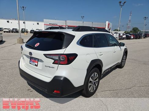 Used 2023 Subaru Outback Premium AWD/4WD image 28