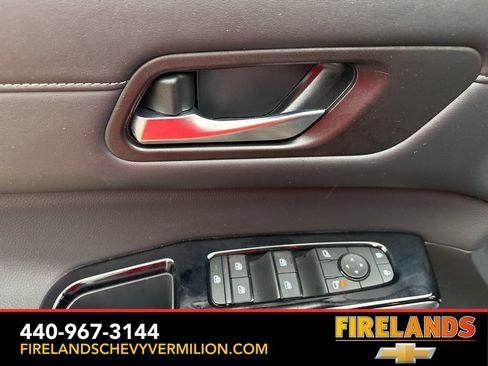 Used 2024 Nissan Pathfinder SL image 10