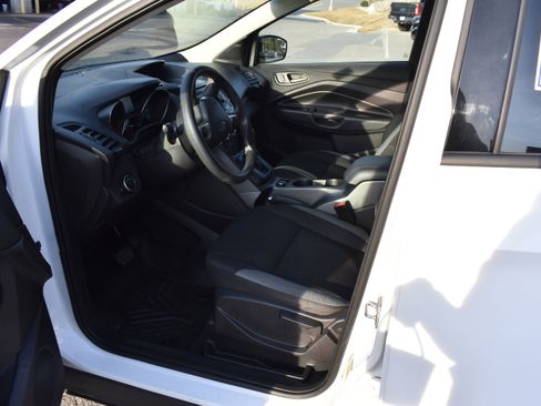 Used 2016 Ford Escape S image 12