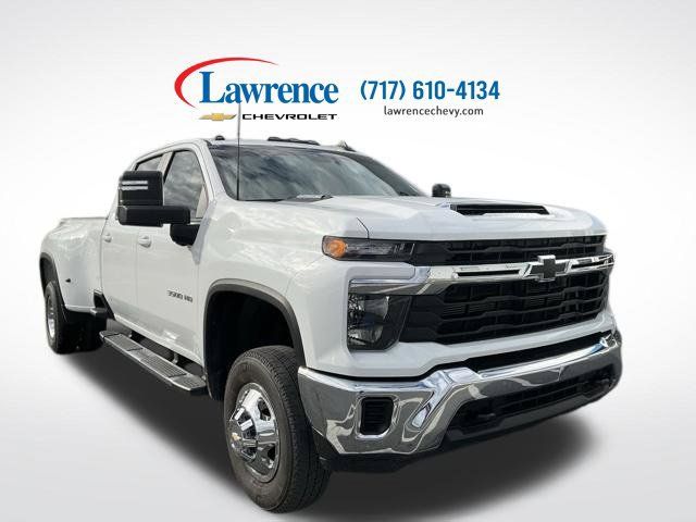 Used 2024 Chevrolet Silverado 3500 LT AWD/4WD image 1