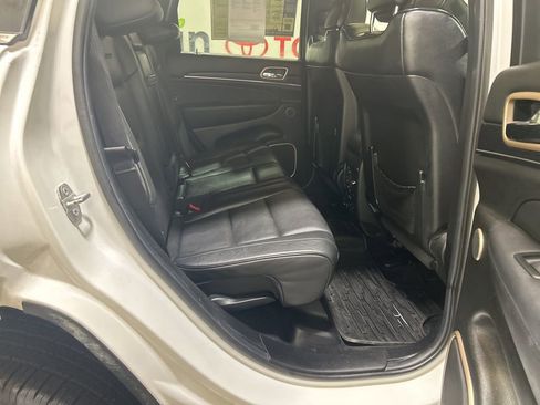 Used 2014 Jeep Grand Cherokee Summit image 16