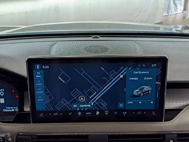 Used 2024 Lincoln Corsair AWD w/ Equipment Group 101A image 27