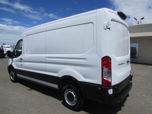 Used 2024 Ford Transit 250 148 Medium Roof RWD image 9