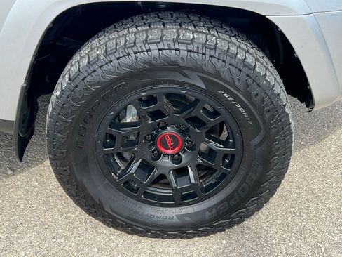 Used 2022 Toyota 4Runner SR5 Premium w/ TRD Black Wheel Package (TMS) image 10