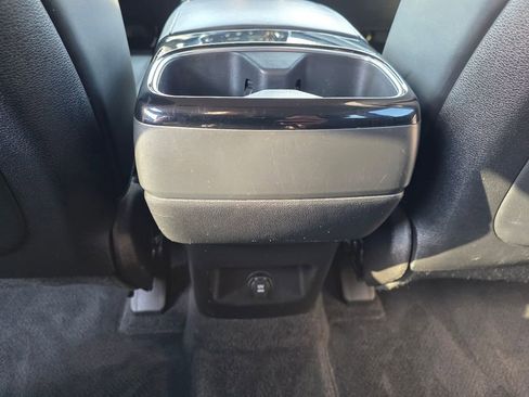 Used 2020 Kia Telluride LX image 18