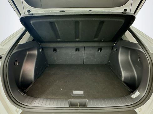 Used 2025 Hyundai Kona SEL image 30