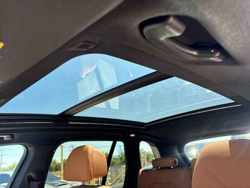 Used 2023 BMW X5 M50i image 23